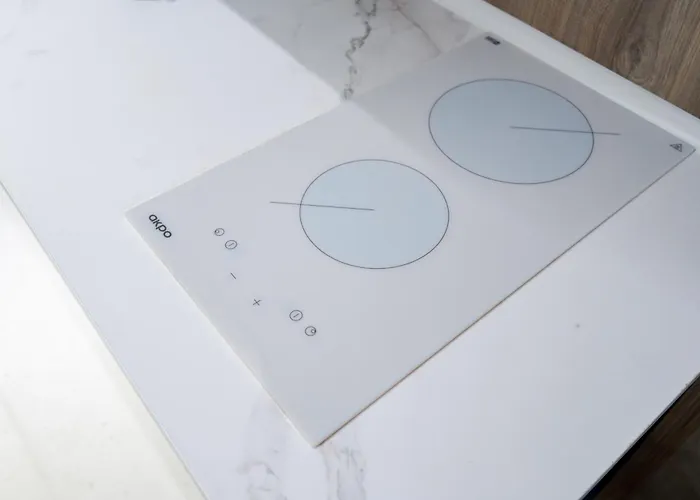 Elegant - Near Piata Romana & Athenaeum Apartment