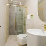 Elegant - Near Piata Romana & Athenaeum Apartman *