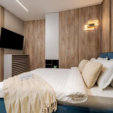 Elegant - Near Piata Romana & Athenaeum