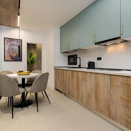 Elegant - Near Piata Romana & Athenaeum Βουκουρέστι