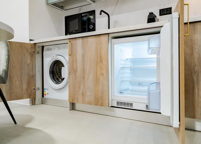 Elegant - Near Piata Romana & Athenaeum