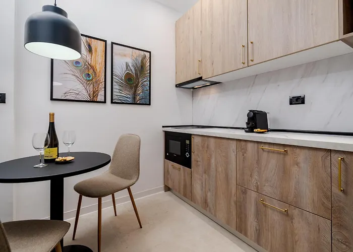 Appartement Elegant - Near Piata Romana & Athenaeum