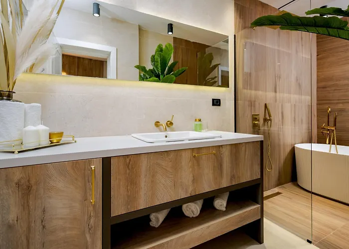 Elegant - Near Piata Romana & Athenaeum Appartement Boekarest